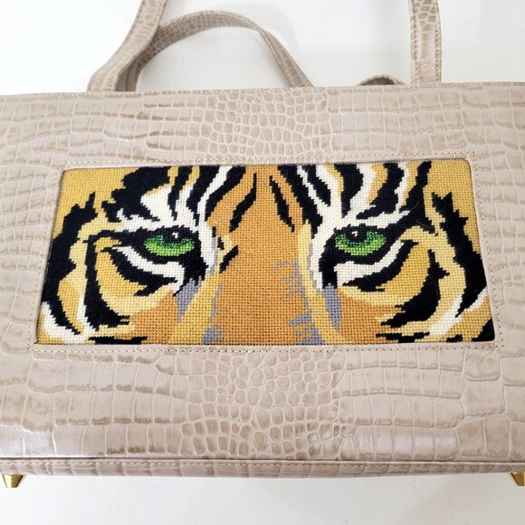 Tiger Needlepoint Faux Croc Beige Handbag Lee Needle Arts - Picture 2 of 9